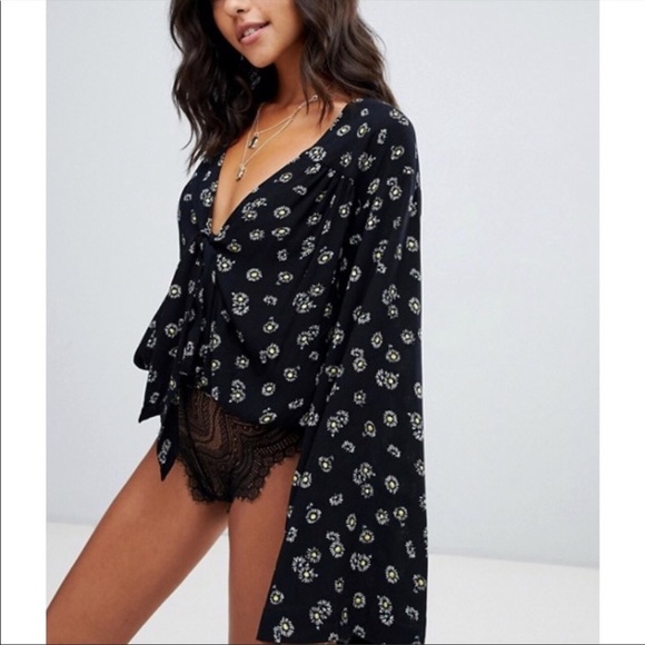 Free People Forties Feel Flower Bodysuit - NWT! - Picture 3 of 8